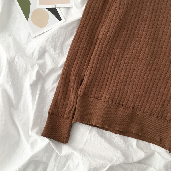 Alkalmi női pulóver ovális nyakkivágással és puha béléssel, különböző színekben