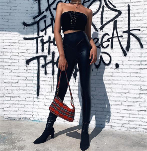 Női alkalmi leggings magas derékkal, fekete műbőrből