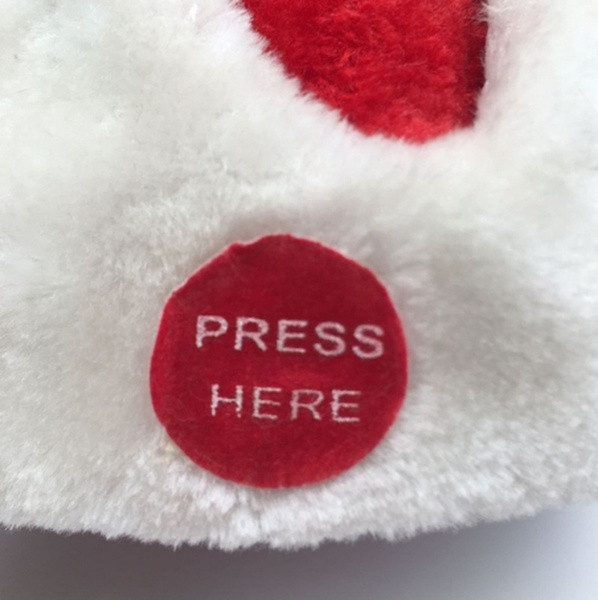 Éneklő és táncoló plüss karácsonyi sapka