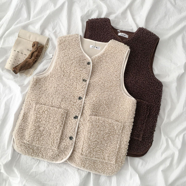 Női alkalmi mellény két színben, gombokkal és zsebekkel