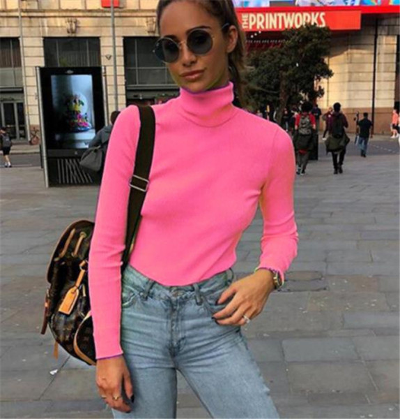 Modern női pulóver pólógallérral, rózsaszín, sárga és zöld színben