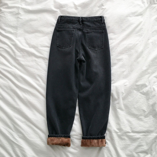 Alkalmi női farmer fekete színben, zsebekkel és magas derékkal