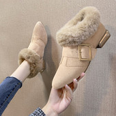 Modern női csizma tollal és csattal fekete és barna színben