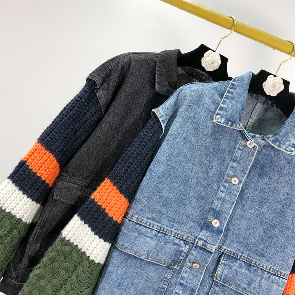 Alkalmi farmerdzseki kötött ujjakkal, két színben