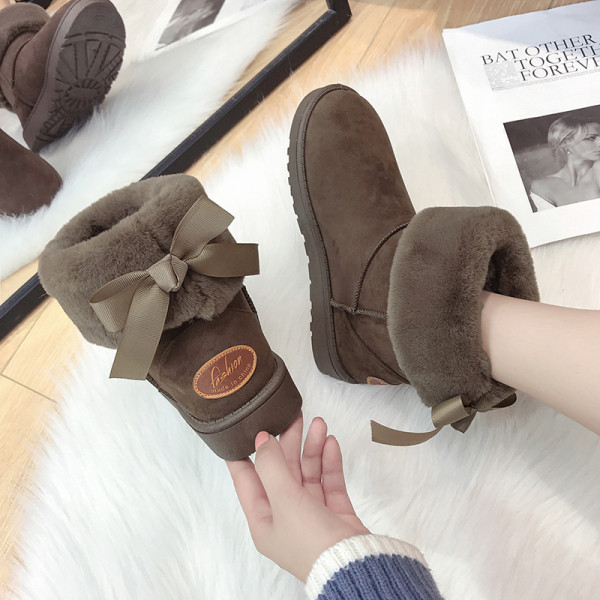 Női téli csizma puha béléssel, négy színben