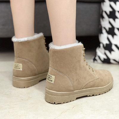 Női csizma puha béléssel, három színben