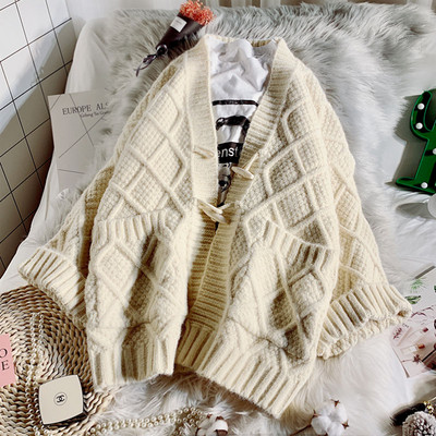 Női alkalmi mellény nagy gombokkal, több színben