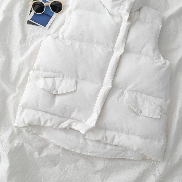 Női alkalmi mellény három színben, magas gallérral és gombokkal