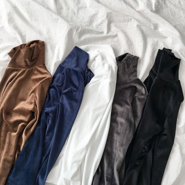 Modern női bársony blúz öt színben pólógallérral