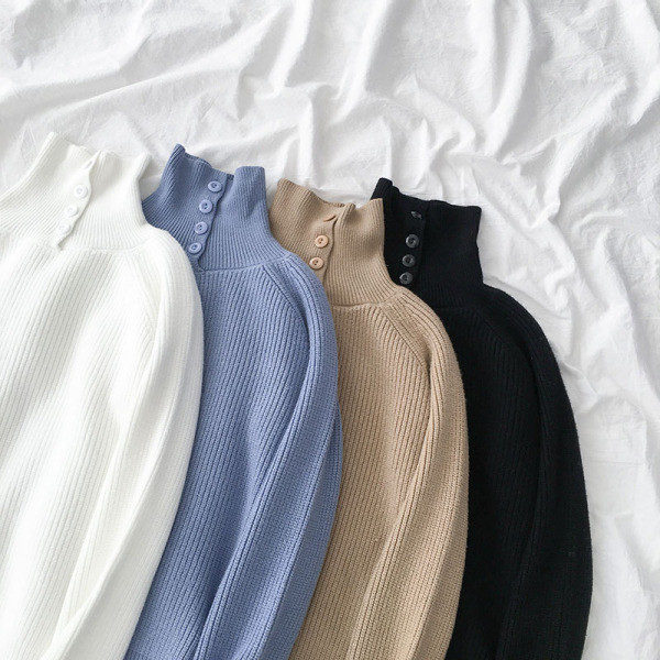 Modern női pulóver négy színben polo gallérral és gombokkal