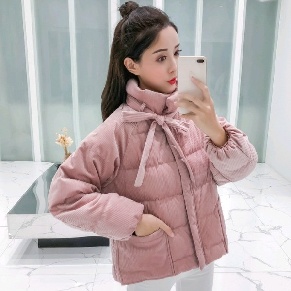 Rövid téli kordbársony kabát rózsaszín és fekete zsebekkel