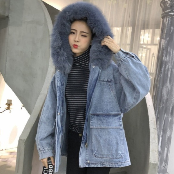 Modern női farmerdzseki pehely kapucnival