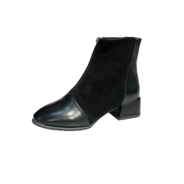 Modern női csizma barna és fekete cipzárral