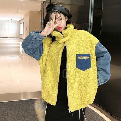 Μοντέρνο γυναικείο χνουδοτό μπουφάν  με μανίκια denim