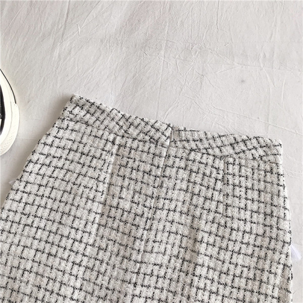 Γυναικεία κοντή φούστα σε μαύρο και άσπρο χρώμα με υψηλή μέση