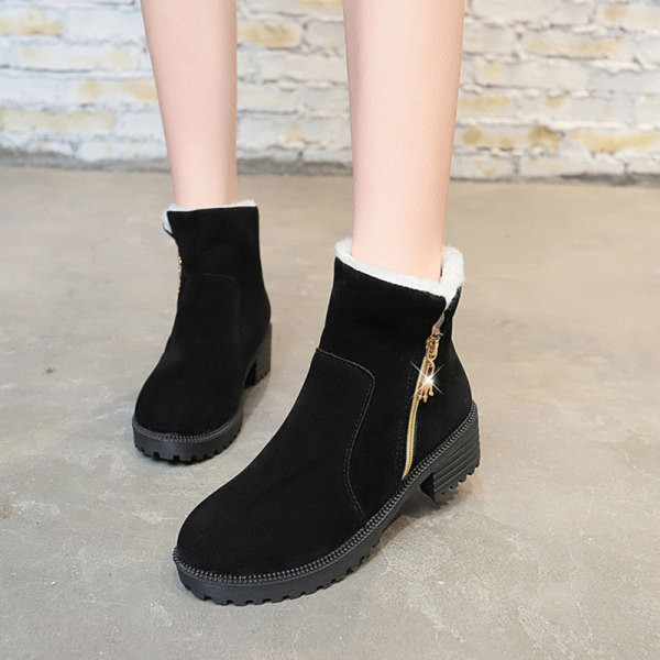 Alkalmi női csizma sima modell cipzárral és vastag sarokkal fekete, zöld és szürke színben