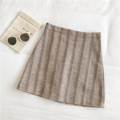 Aktuális női szoknya magas derékkal, cipzárral három színben