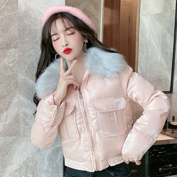 Rövid tavaszi-őszi női kabát fehér színben, pehelyszínnel