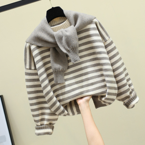 Ριγέ γυναικείο πουλόβερ  με κυκλική λαιμόκοψη σε διάφορα χρώματα