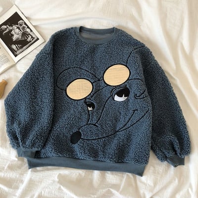 Női pulóver három színben hímzéssel és ovális nyakkivágással