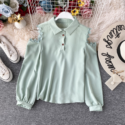 Μοντέρνο γυναικείο πουκάμισο με δαντέλα και γυμνά ώμους σε διάφορα χρώματα