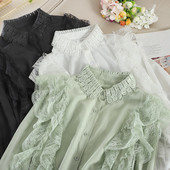 Κομψό γυναικείο πουκάμισο με δαντέλα και κλασικό γιακά σε τρία χρώματα