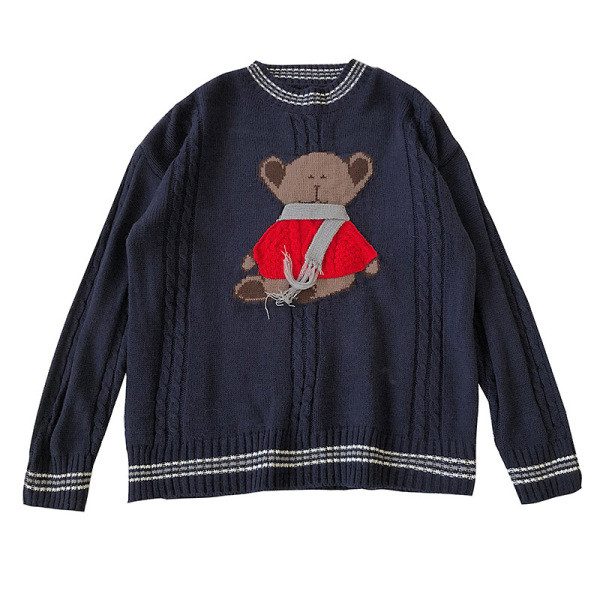 Γυναικείο πουλόβερ σε τρία χρώματα με λαιμόκοψη O και κεντήματα