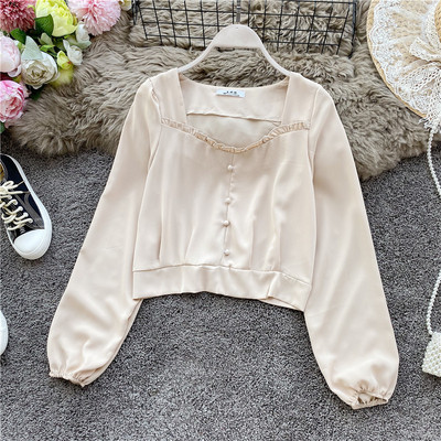 Μοντέρνο γυναικείο πουκάμισο με  τετράγωνο ντεκολτέ και κουμπιά σε διάφορα χρώματα