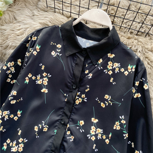 Modern női ing virágmintás fekete gombokkal