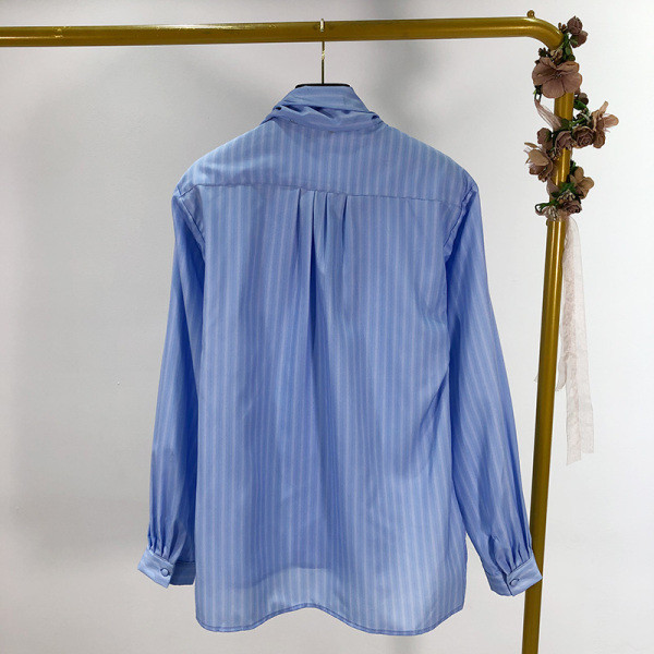 Γυναικείο φαρδύ ριγέ πουκάμισο με κορδέλα στη λαιμόκοψη σε μπλε χρώμα