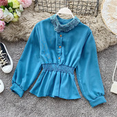 Modern női ing gombokkal és csipkével, különböző színekben