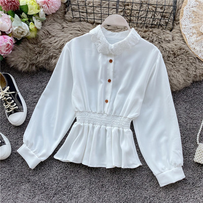 Modern női ing gombokkal és csipkével, különböző színekben