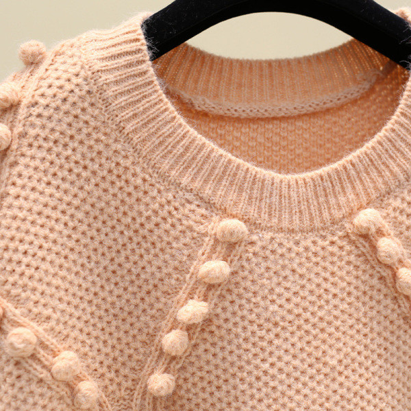 Γυναικείο μοντέρνο πουλόβερ με λαιμόκοψη O