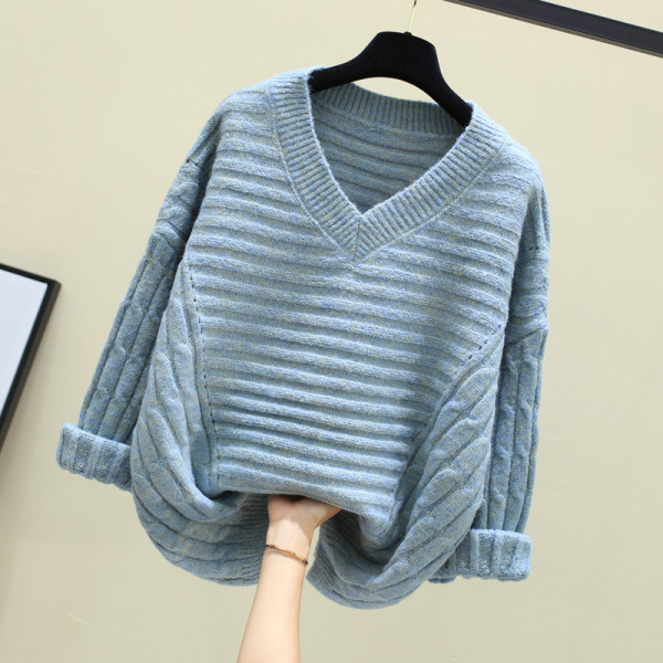 Női téli pulóver spitz nyakkivágással, többféle színben