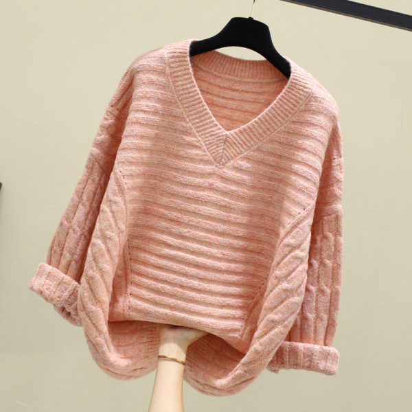 Női téli pulóver spitz nyakkivágással, többféle színben