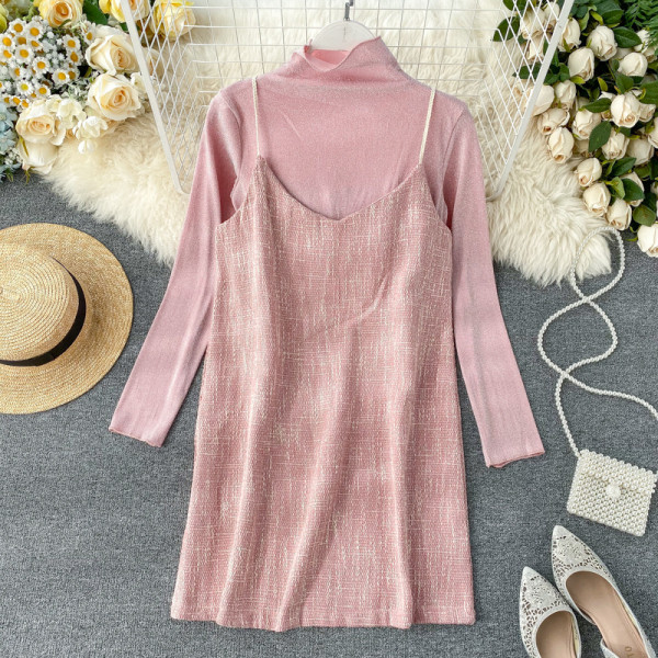 Γυναικείο σετ μπλούζα και φόρεμα σε πράσινο, μπλε και ροζ χρώμα