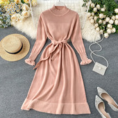 Alkalmi női ruha hosszú ujjal és övvel öt színben