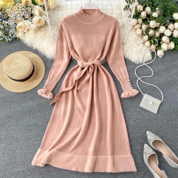 Alkalmi női ruha hosszú ujjal és övvel öt színben