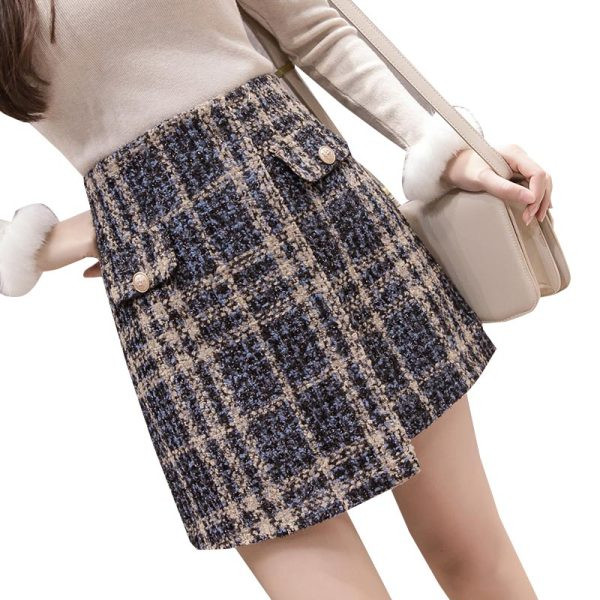 Kockás női szoknya két színben, magas derékkal, gombokkal