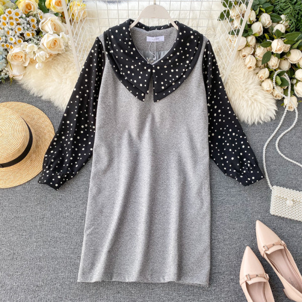 Modern női ruha ovális nyakkivágással és hosszú ujjú három színben