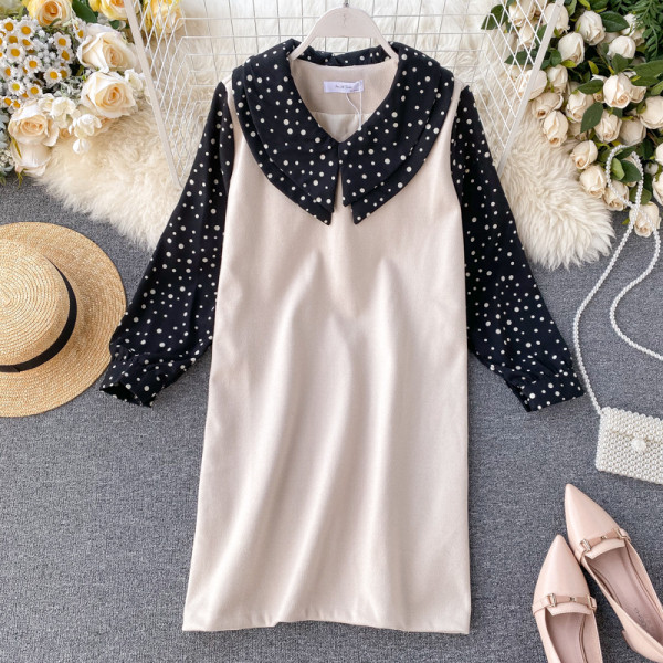 Modern női ruha ovális nyakkivágással és hosszú ujjú három színben