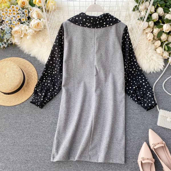 Modern női ruha ovális nyakkivágással és hosszú ujjú három színben