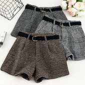 Női rövidnadrág három színben, magas derékkal és övvel