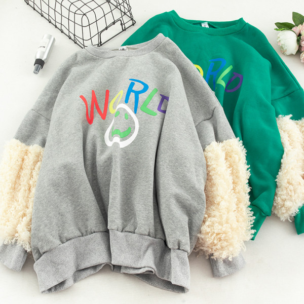 Alkalmi női blúz több színben rátéttel és ovális nyakkivágással