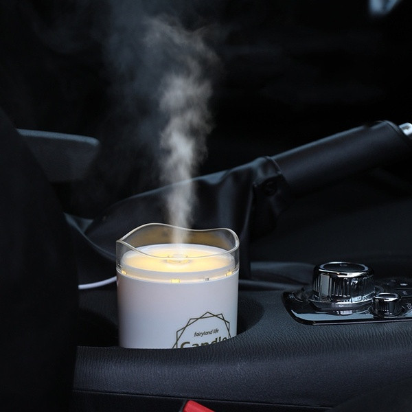 Ултразвуков овлажнител за въздух с дизайн на свещ в бял, розов и син цвят 