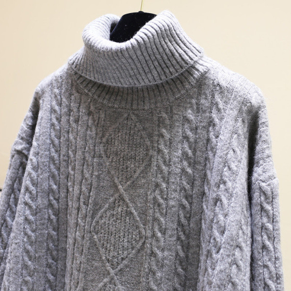 Női téli pulóver széles és hosszú modell három színben