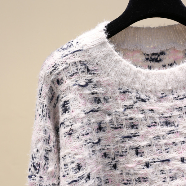 Modern női téli pulóver kerek nyakkivágással