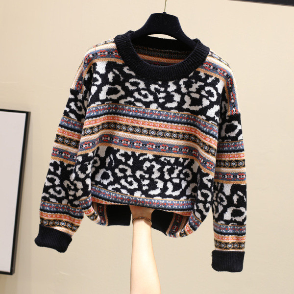 Χειμερινό γυναικείο πουλόβερ με στρογγυλό λαιμόκοψη σε δύο χρώματα