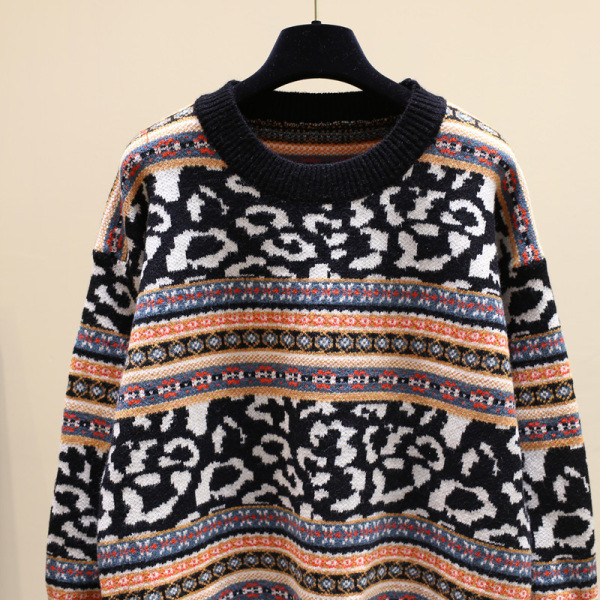 Χειμερινό γυναικείο πουλόβερ με στρογγυλό λαιμόκοψη σε δύο χρώματα