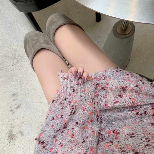 Széles és hosszú pulóver sima modell mintás mintával